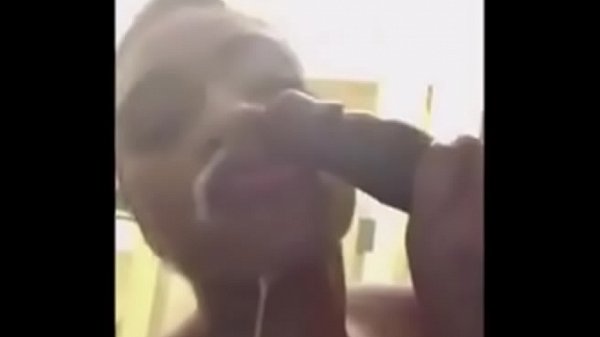 超會吹的黑人 那舌頭真的超級狂 最後射在嘴巴好爽